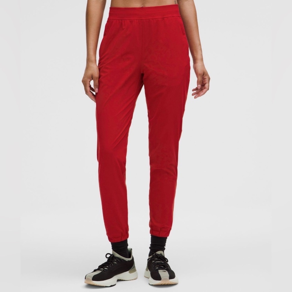 NWT! Lululemon Adapted State Joggers, sz 4 - Picture 2 of 6